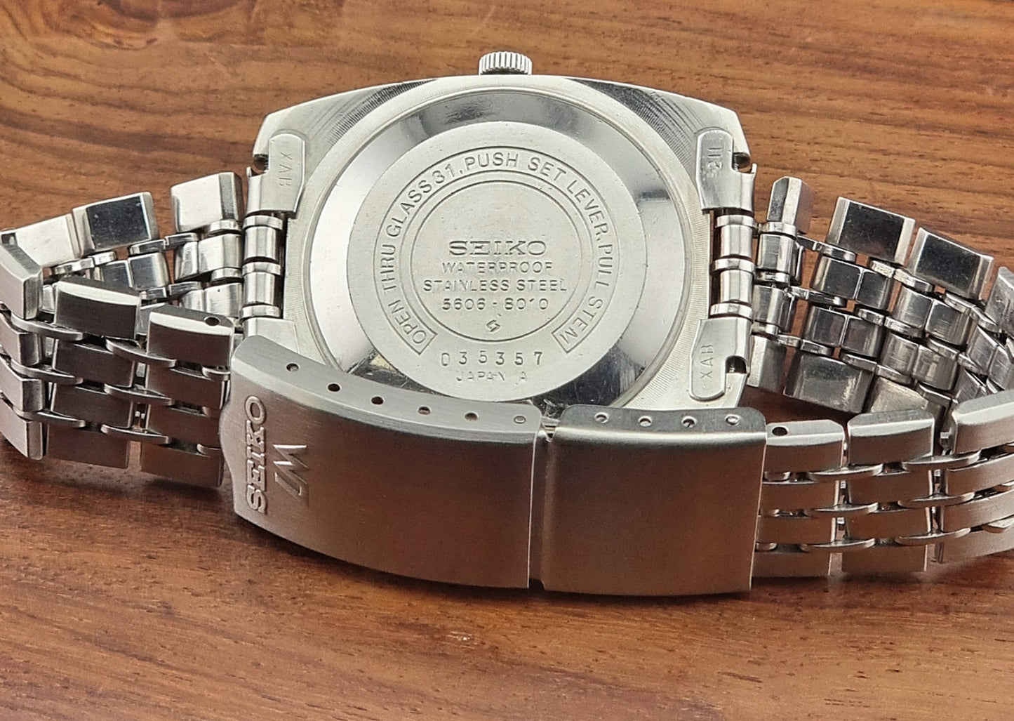 Seiko watch LordMatic 5606-8010 Vintage 1970 Grey Dial