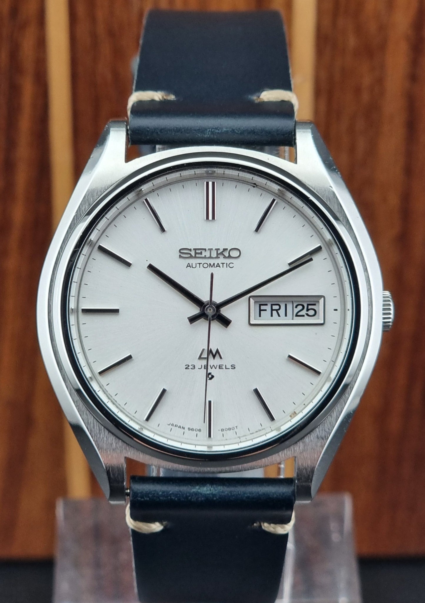 Seiko watch LordMatic 5606-8050 Vintage 1974