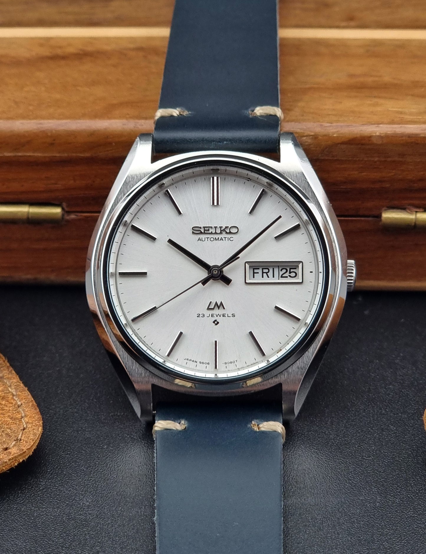Seiko watch LordMatic 5606-8050 Vintage 1974