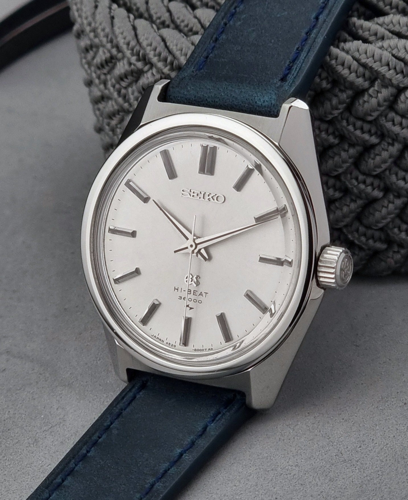 Grand Seiko watch 4520-8000 Hi-Beat 36000 Vintage 1968 No Date