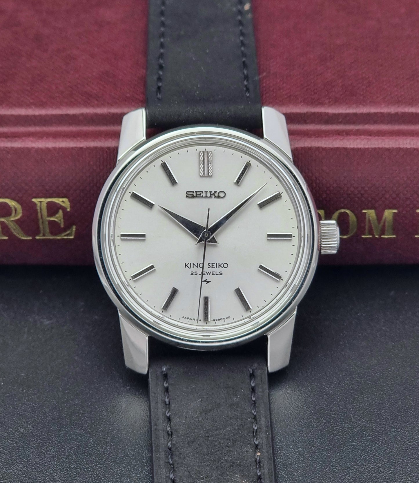 Vintage King Seiko Wristwatch 44-9990 Manual 1968
