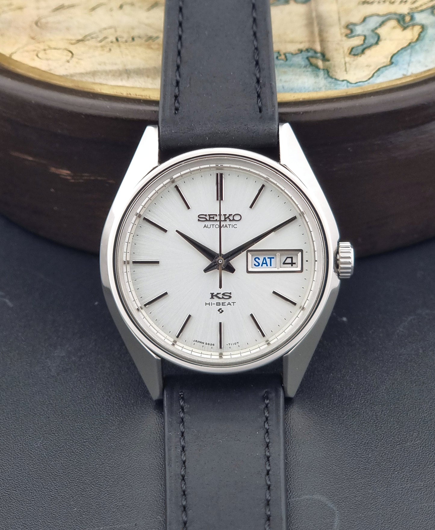 Vintage King Seiko Wristwatch 5626-7110 on a black strap with a white face