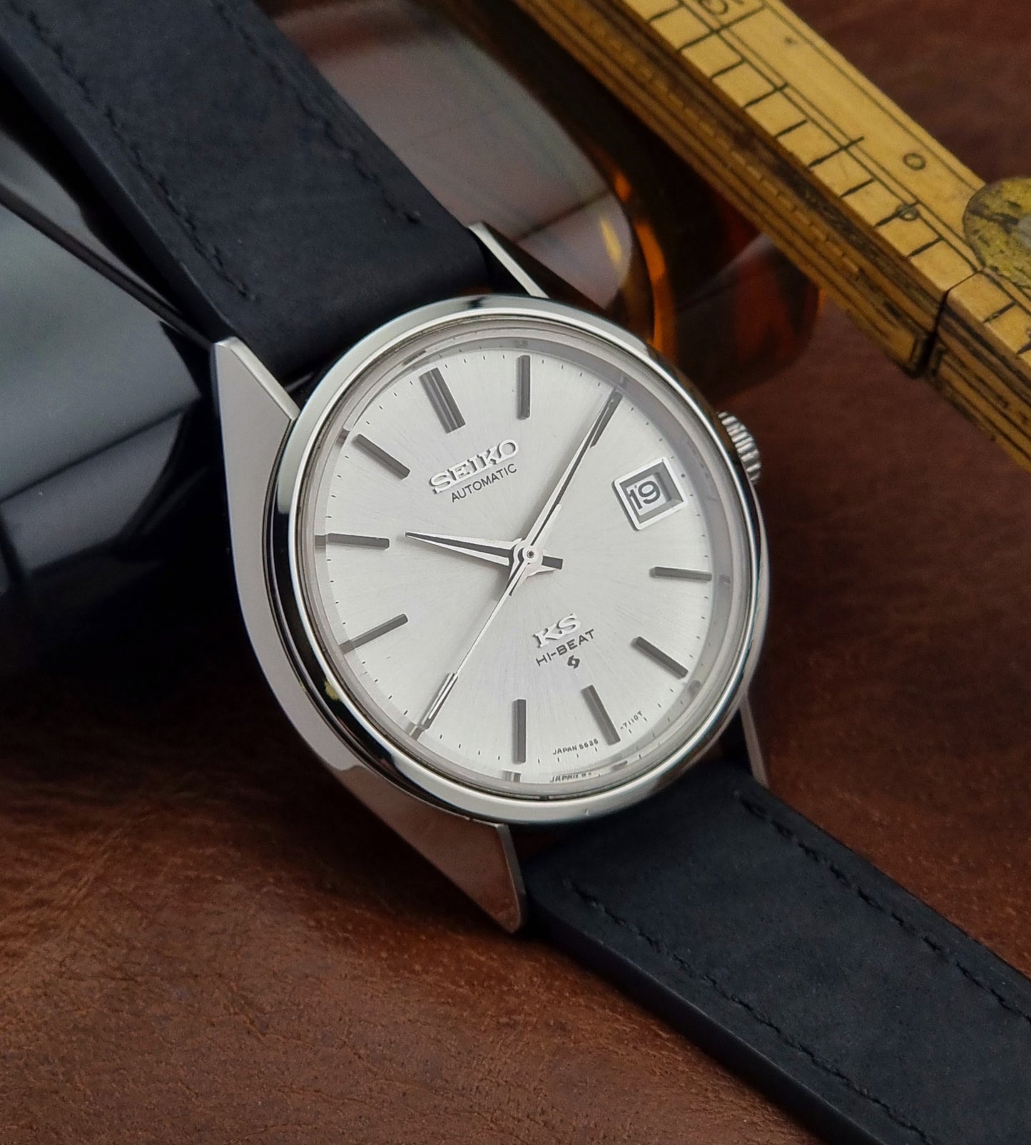 Vintage King Seiko watch with a white dial side view