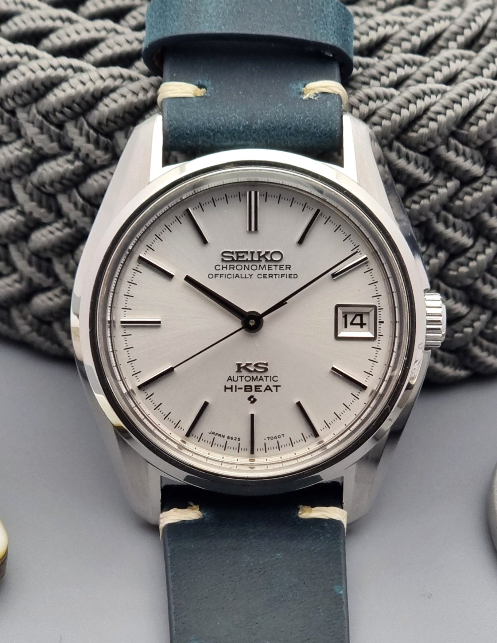 Chronometer seiko hotsell