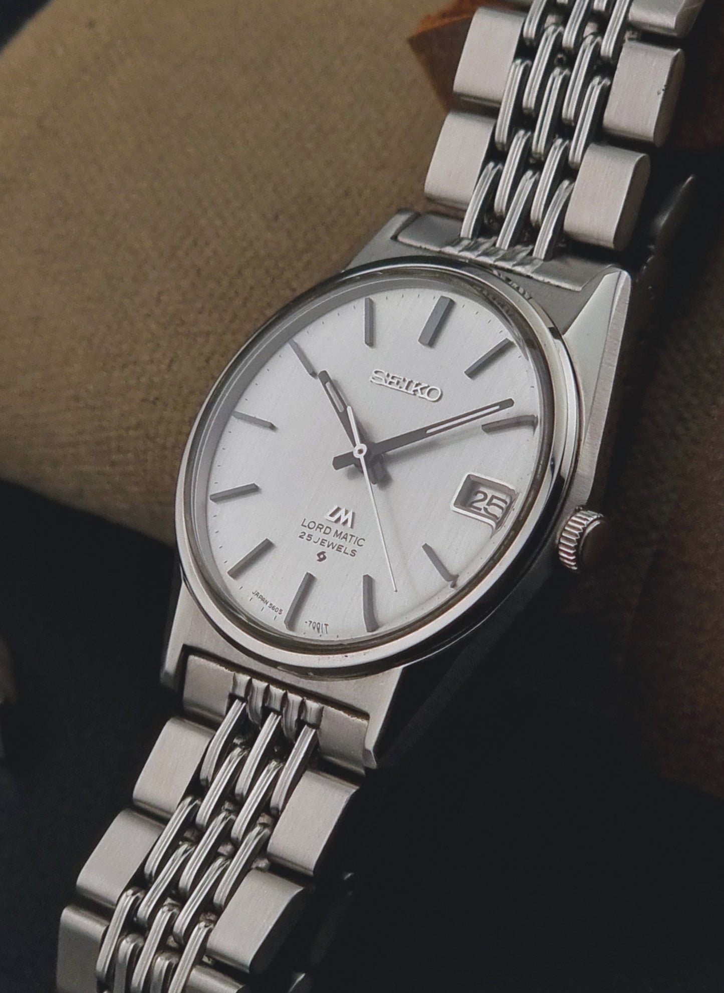 Seiko watch LordMatic 5605-7020 Vintage 1970