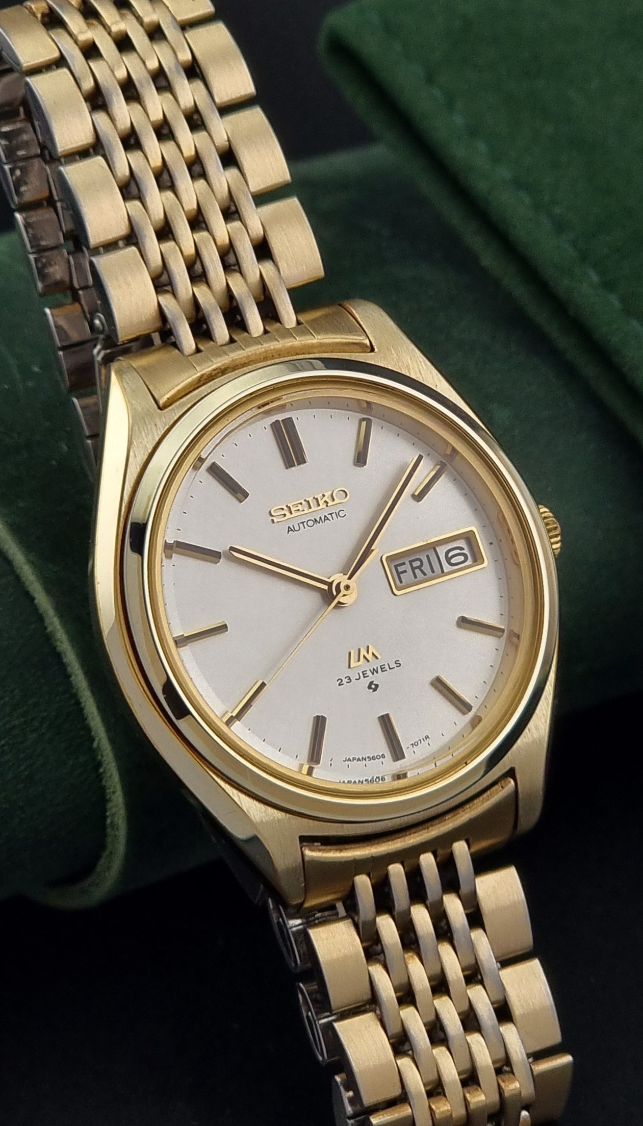 Seiko Wristwatch LordMatic 5606-7070 Vintage 1973 Gold plate