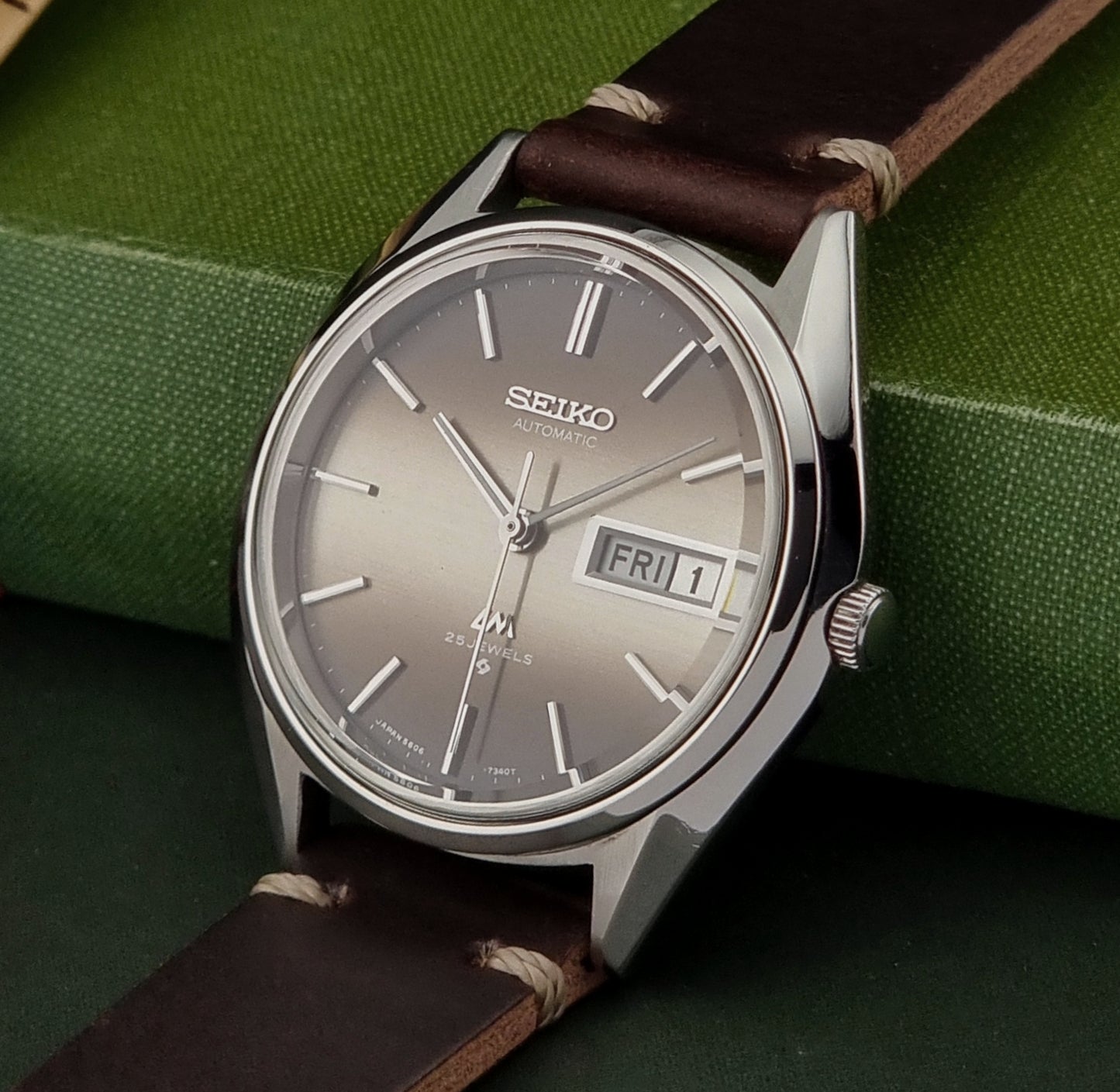 Seiko Watch LordMatic 5606-7190 Brown Dial Vintage 1972