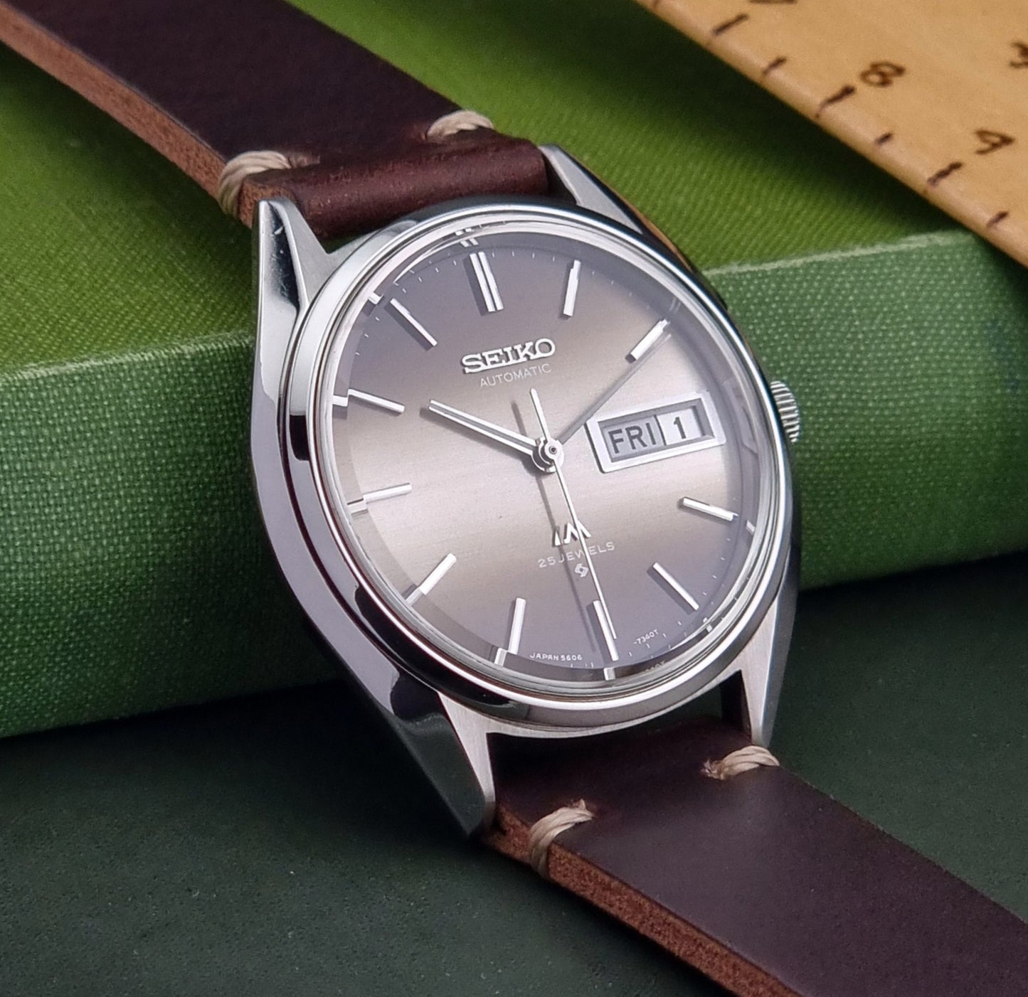 Seiko Watch LordMatic 5606-7190 Brown Dial Vintage 1972