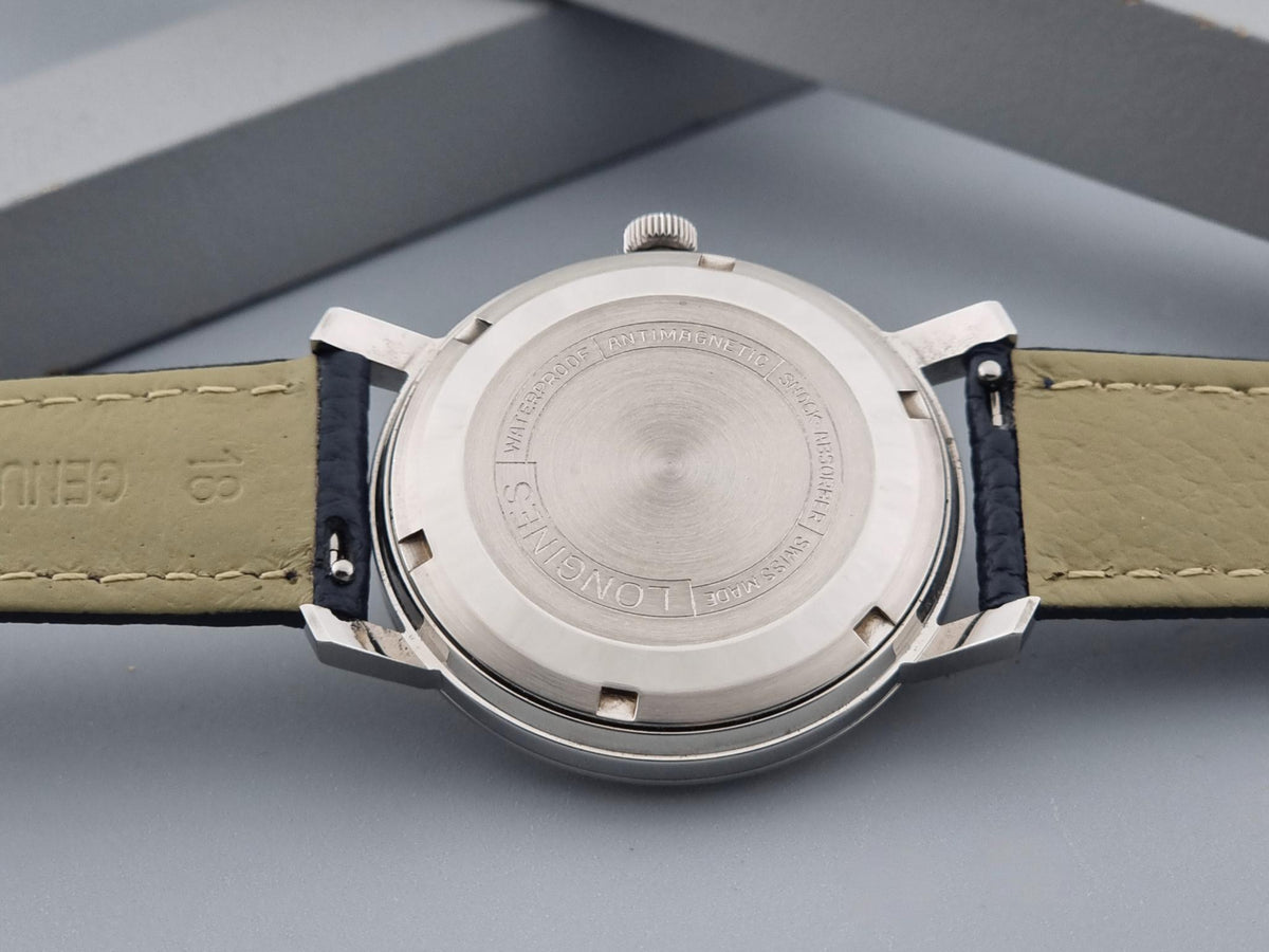 1966 vintage Longines 7570-5 automatic watch, rear view of the stainless steel caseback