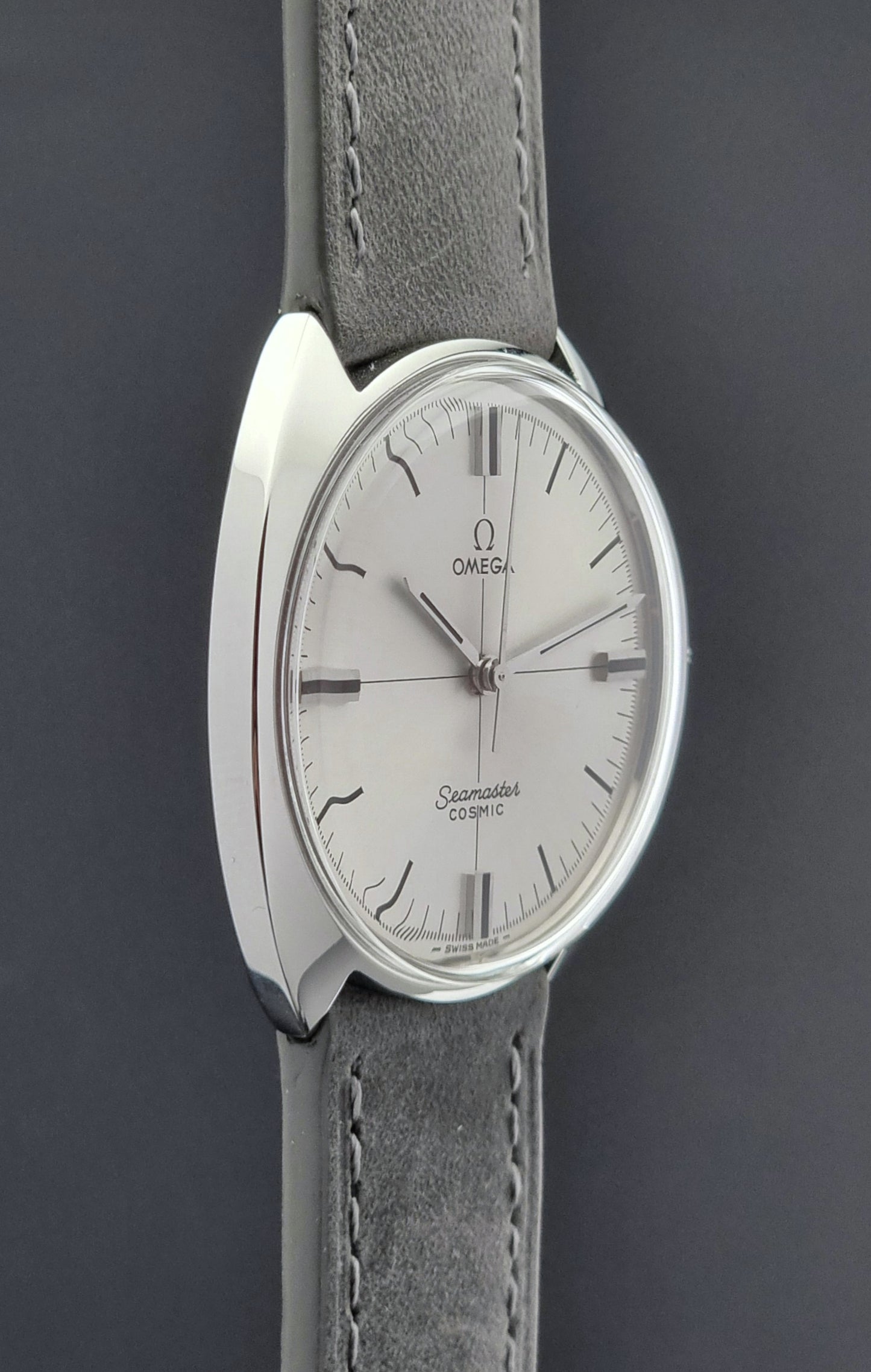 Omega Watch Seamaster Cosmic Crosshair Dial side profile