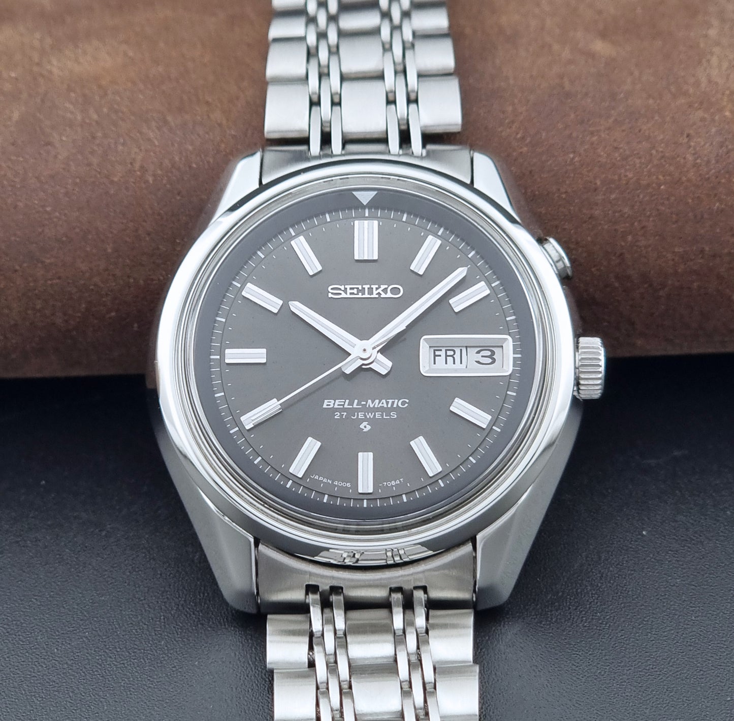 Vintage Seiko Alarm Wristwatch Bell-Matic 4006-7012 Grey Dial 1975