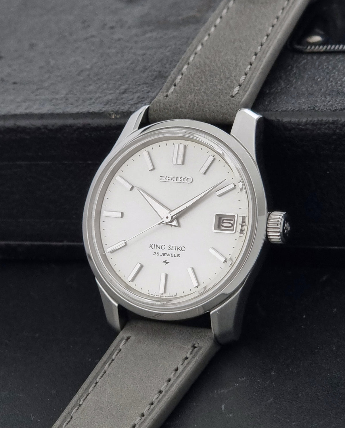 1968 vintage King Seiko 4402-8000 manually wound watch; crown view showing the winding crown and case profile