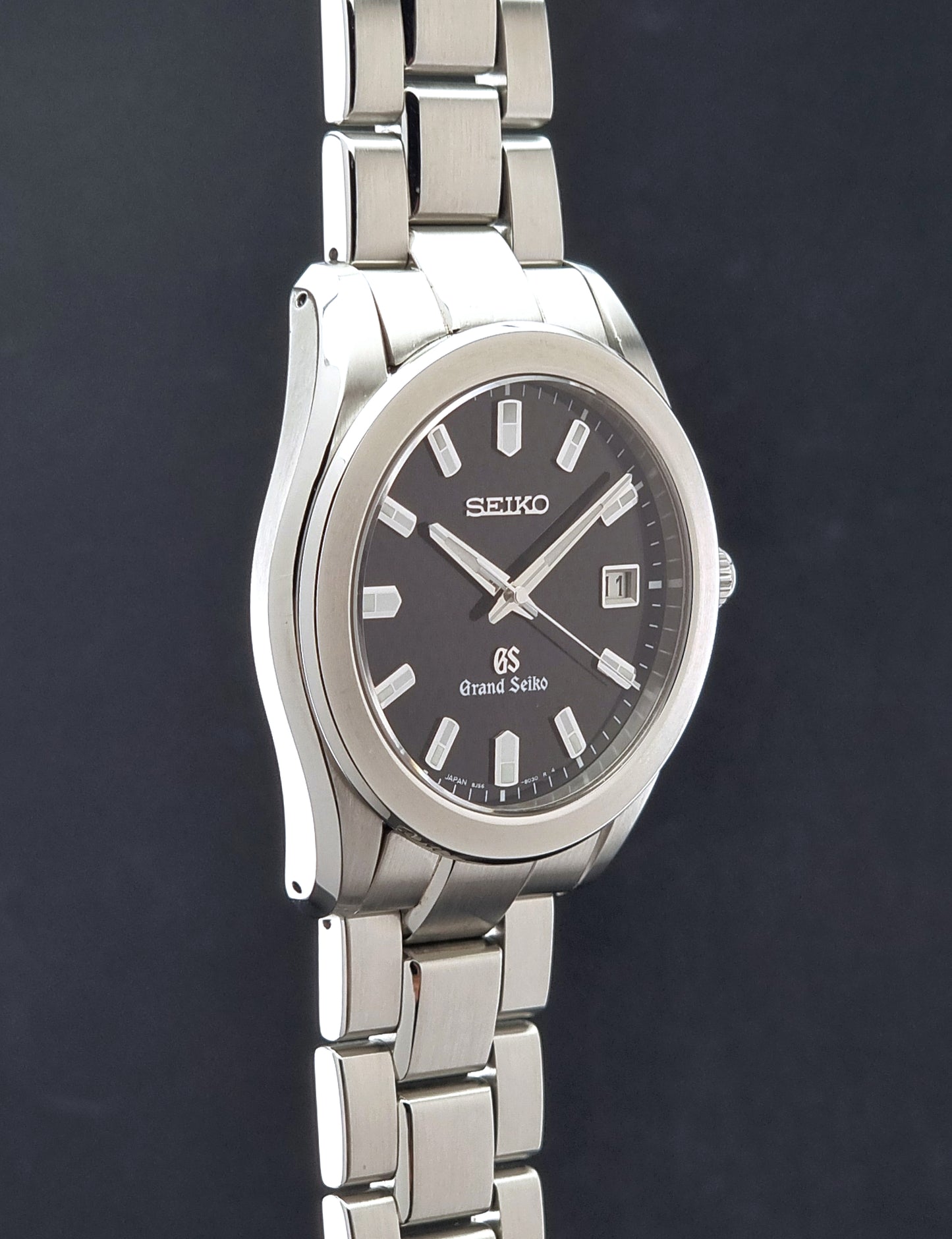 Grand Seiko SBGF021 quartz watch 8J56-8020 side profile view
