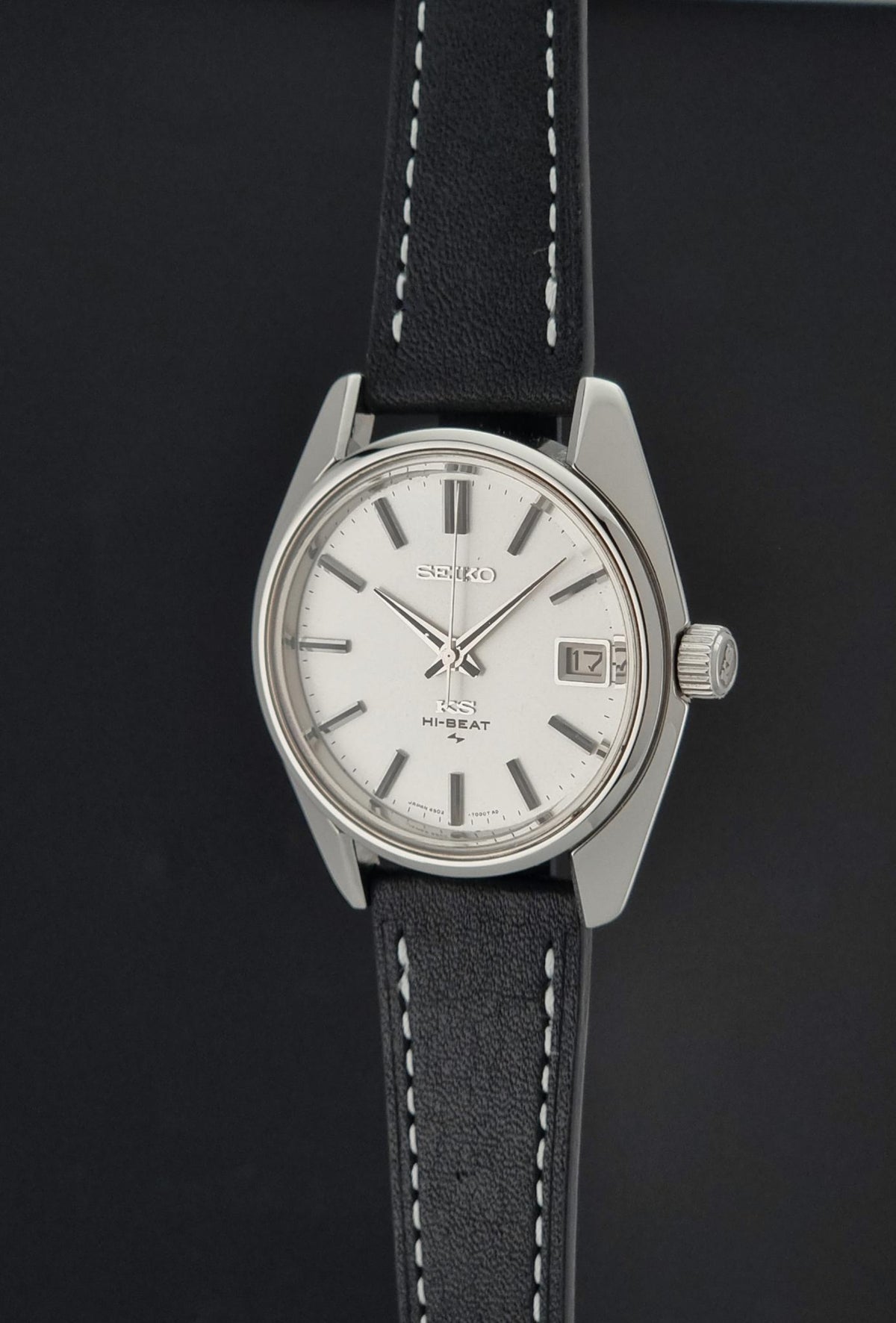 Vintage King Seiko 4502-7001 silver dial 1971 – crown and case profile
