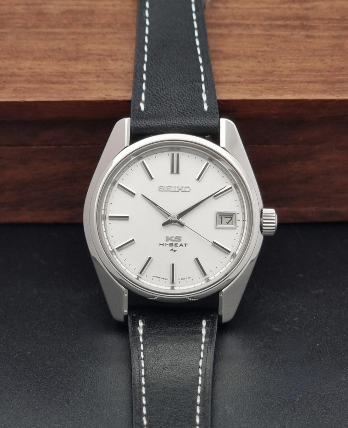 Vintage King Seiko 4502-7001 silver dial 1971 – dial and case front view