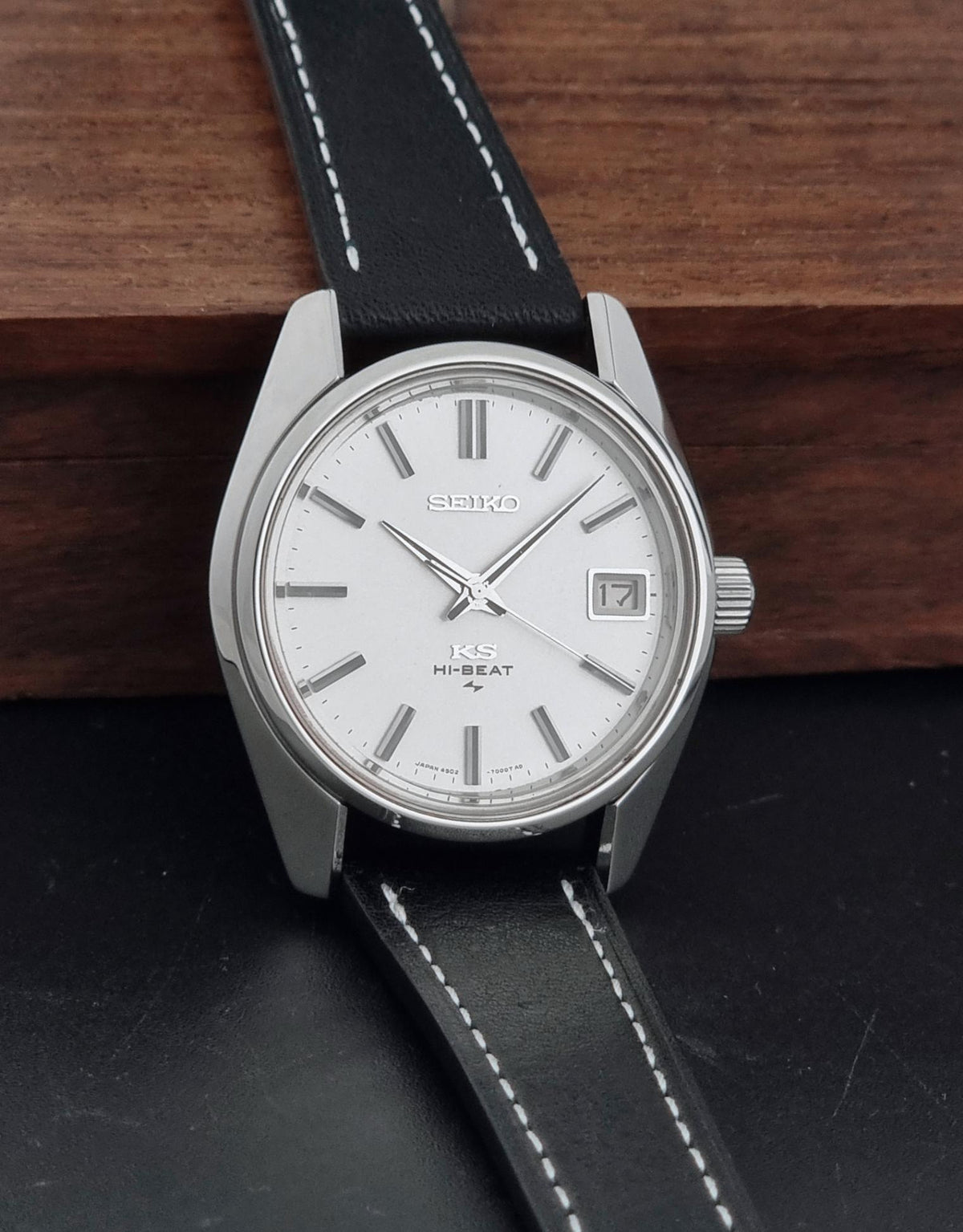 Vintage King Seiko 4502-7001 silver dial 1971 – side view