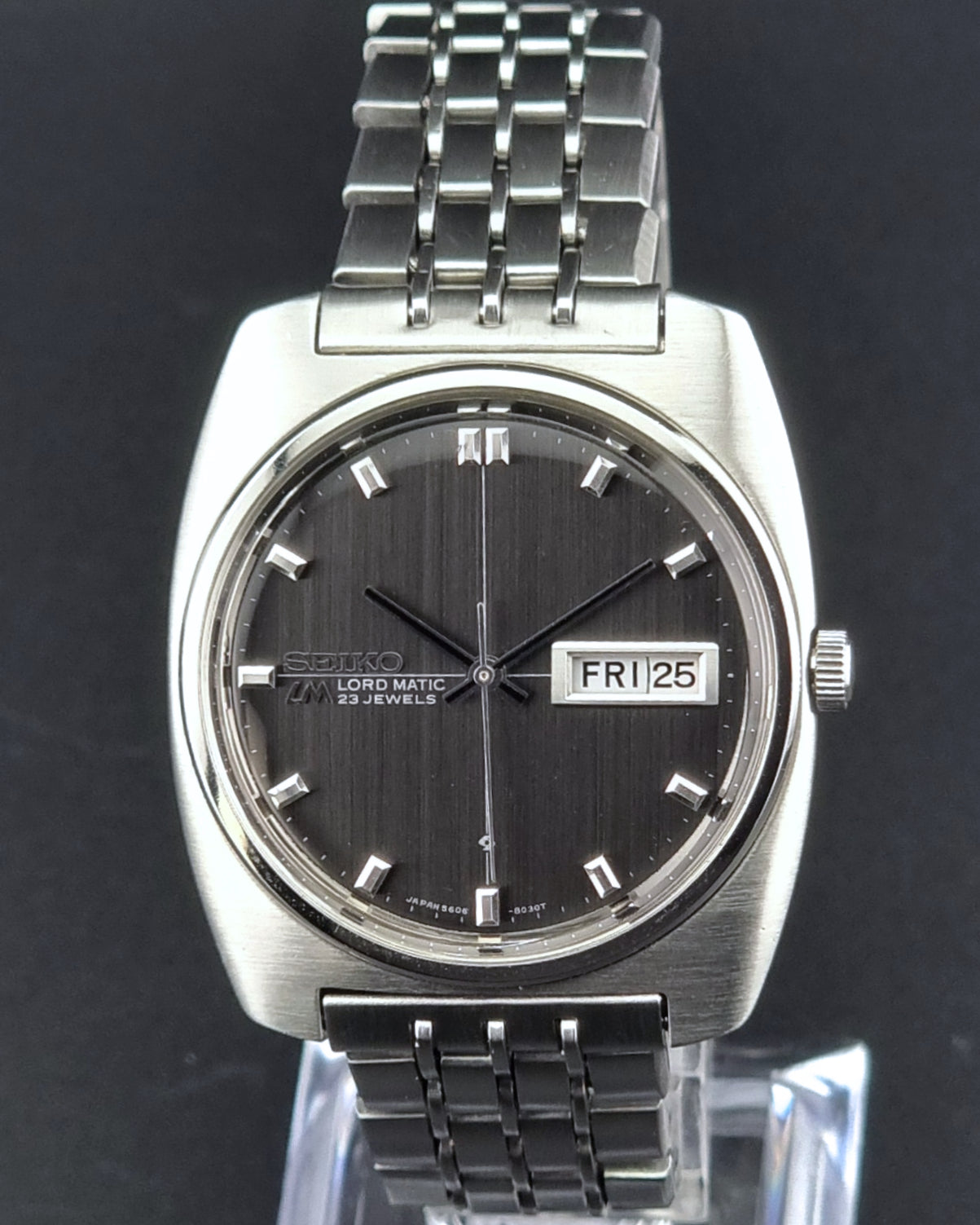 Seiko watch LordMatic 5606-8010 Vintage 1970 Grey Dial