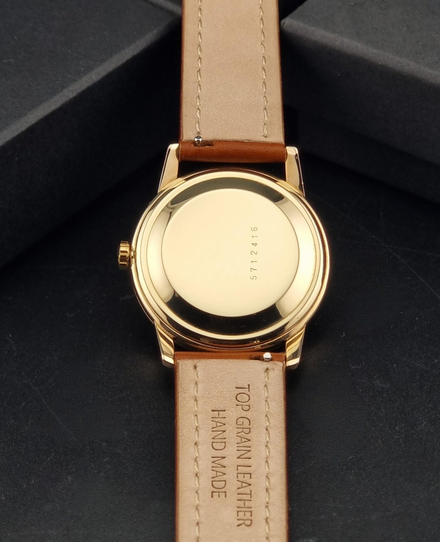 Vintage Seiko Lord Marvel 5740-1990 Wristwatch on a dark background case back