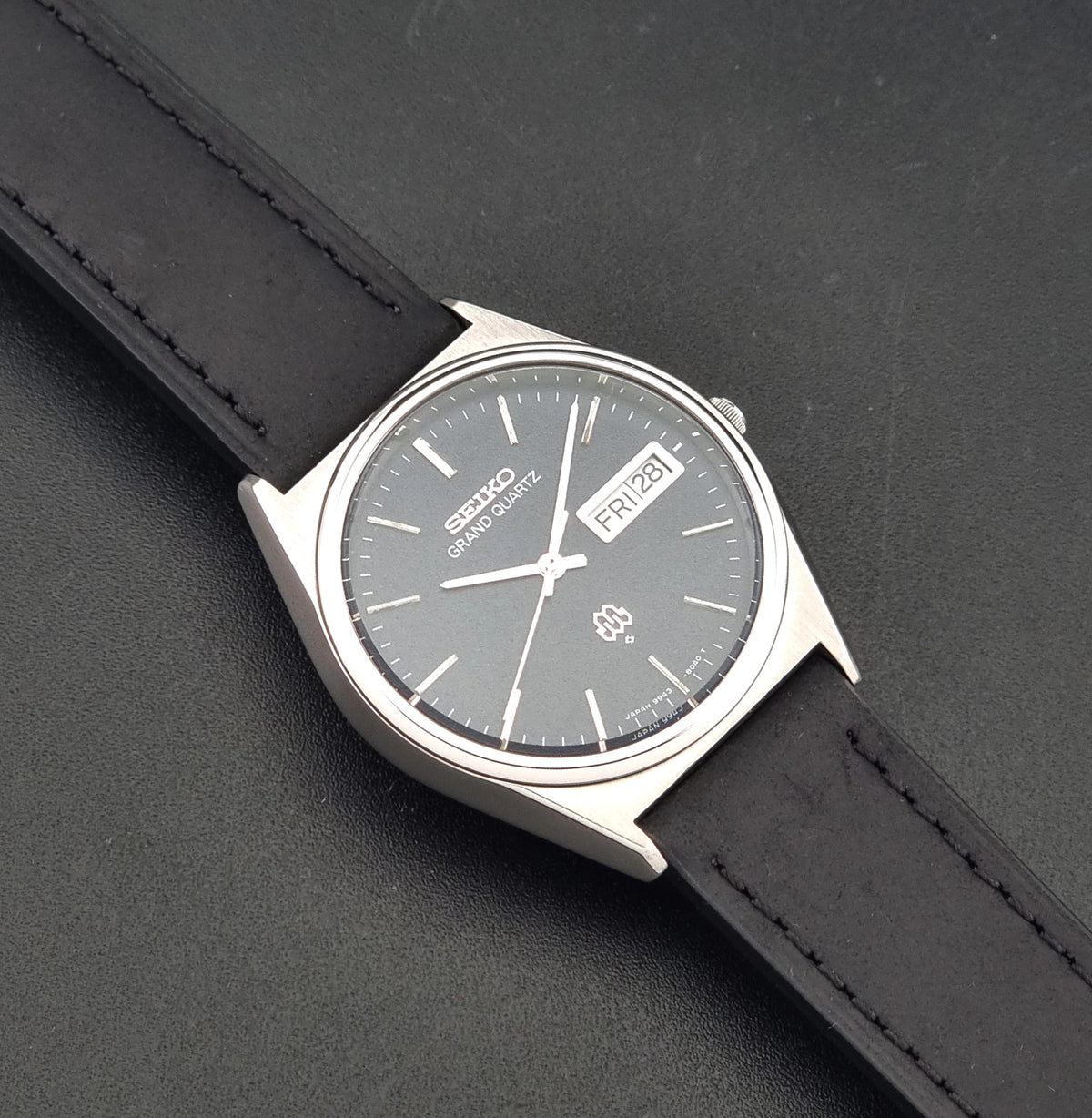 Vintage Seiko Grand Quartz 9943-8030 quartz watch from 1978, front view