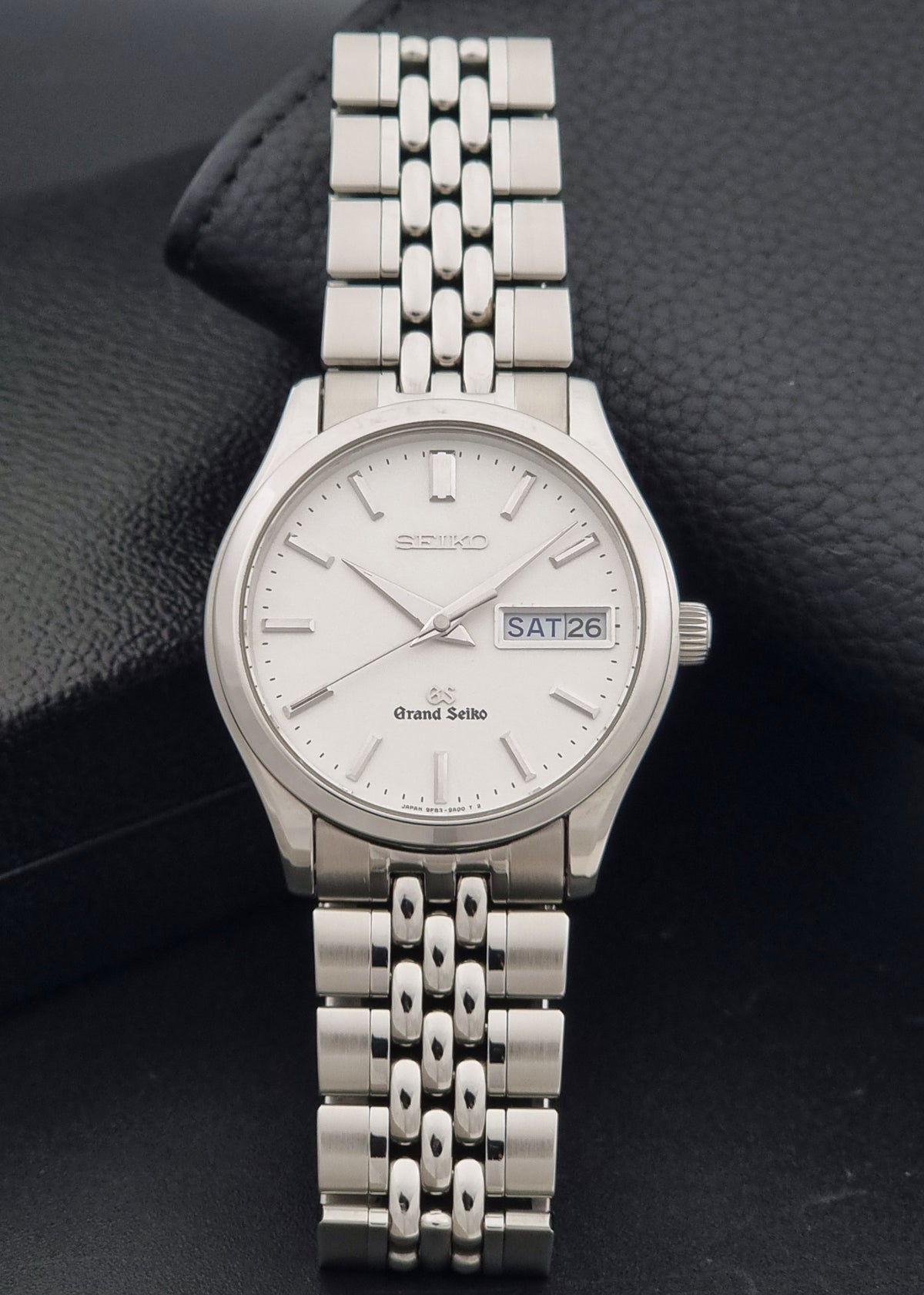 1997 vintage Grand Seiko SBGT001 9F83 quartz watch; dial view showing the hands, hour markers and dial layout