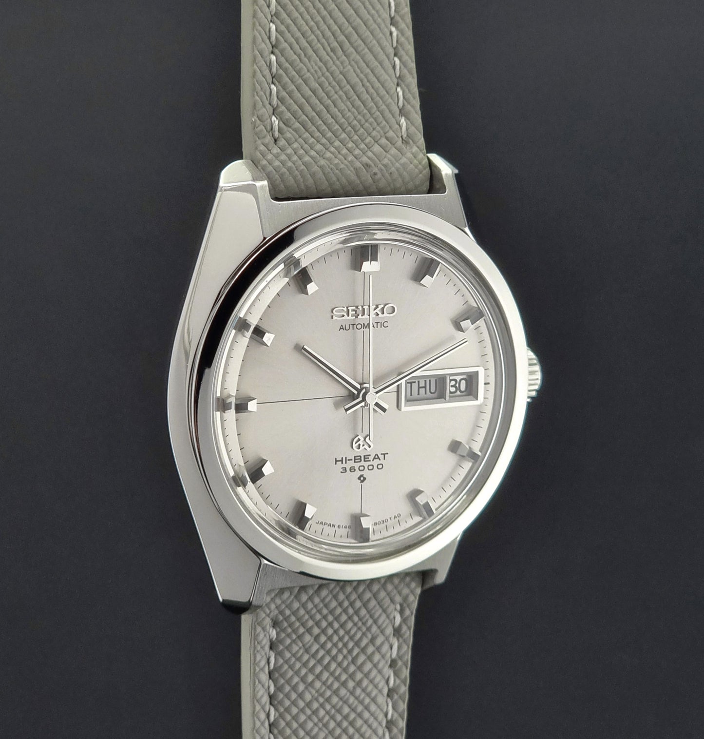 Grand Seiko watch 6146-8000 Hi-Beat 36000 Vintage 1968 Cross hair dial
