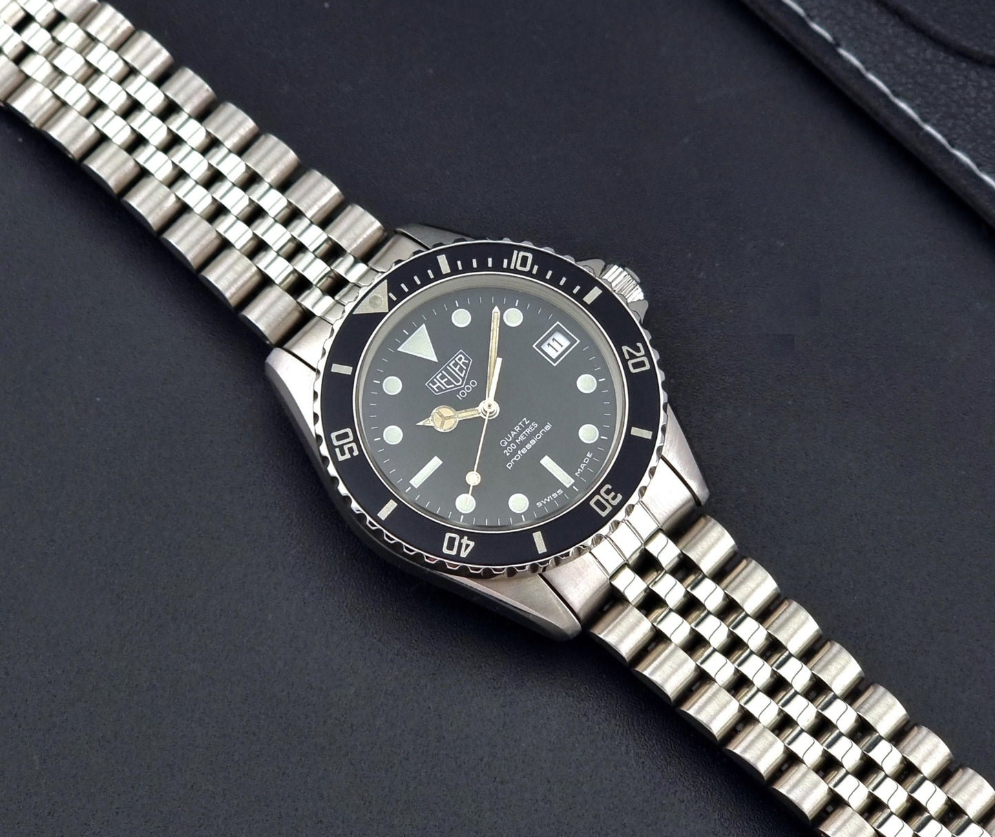 Vintage Heuer Wristwatch Professional Quartz 1000 Diver 980.013L
