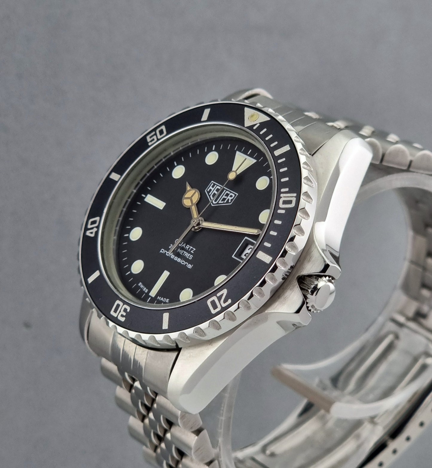 Heuer watch Quartz 200 meters Professional 980.013 Vintage Diver