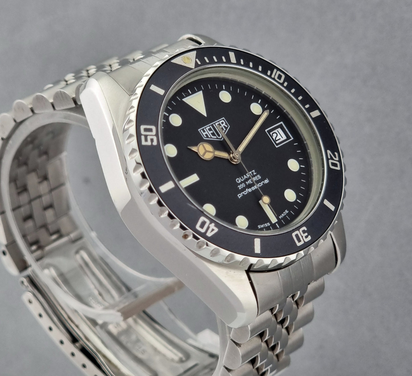 Heuer watch Quartz 200 meters Professional 980.013 Vintage Diver