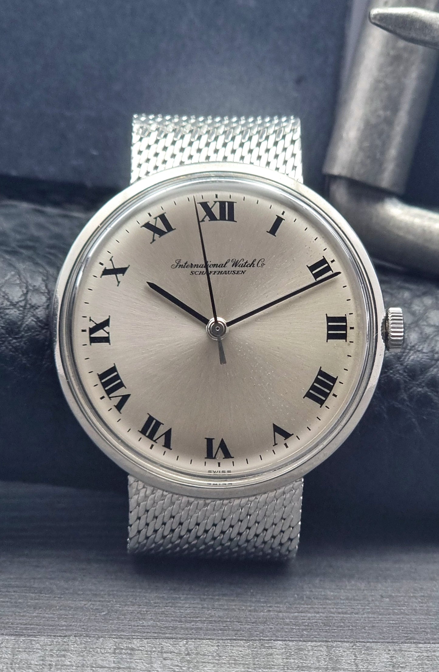 IWC watch Cal 403 International Watch Co. Shafhausen Ref 2401 - Past2PresentWatches - Wristwatch - front view