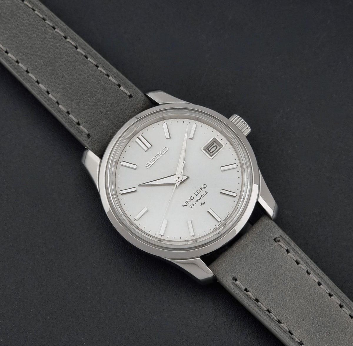 1968 vintage King Seiko 4402-8000 manually wound watch; full front view showing the dial, hands and case