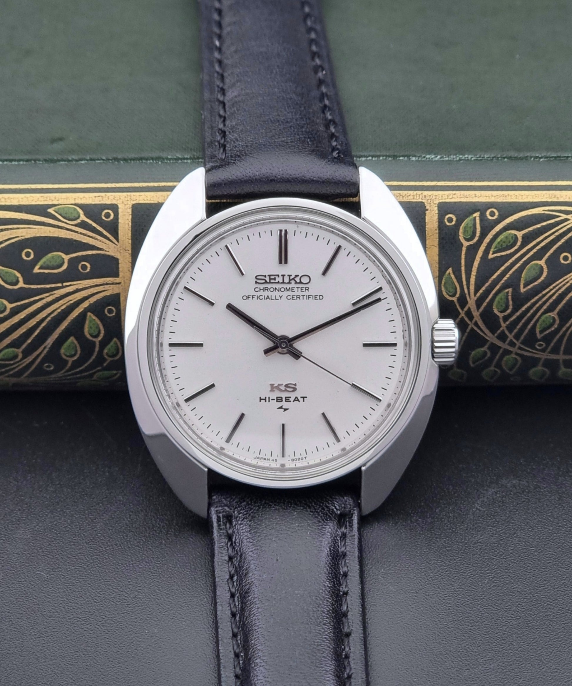 Vintage King Seiko Wristwatch 45-8010 front view