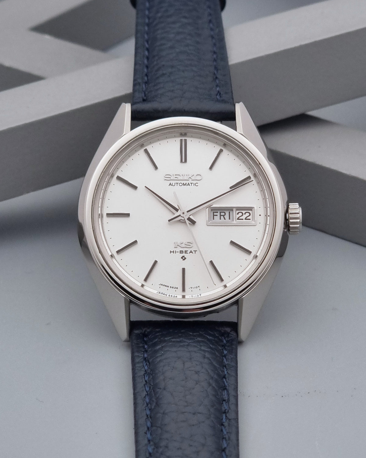Vintage King Seiko 5626-7110 Hi-Beat automatic watch from 1971, alternate front view