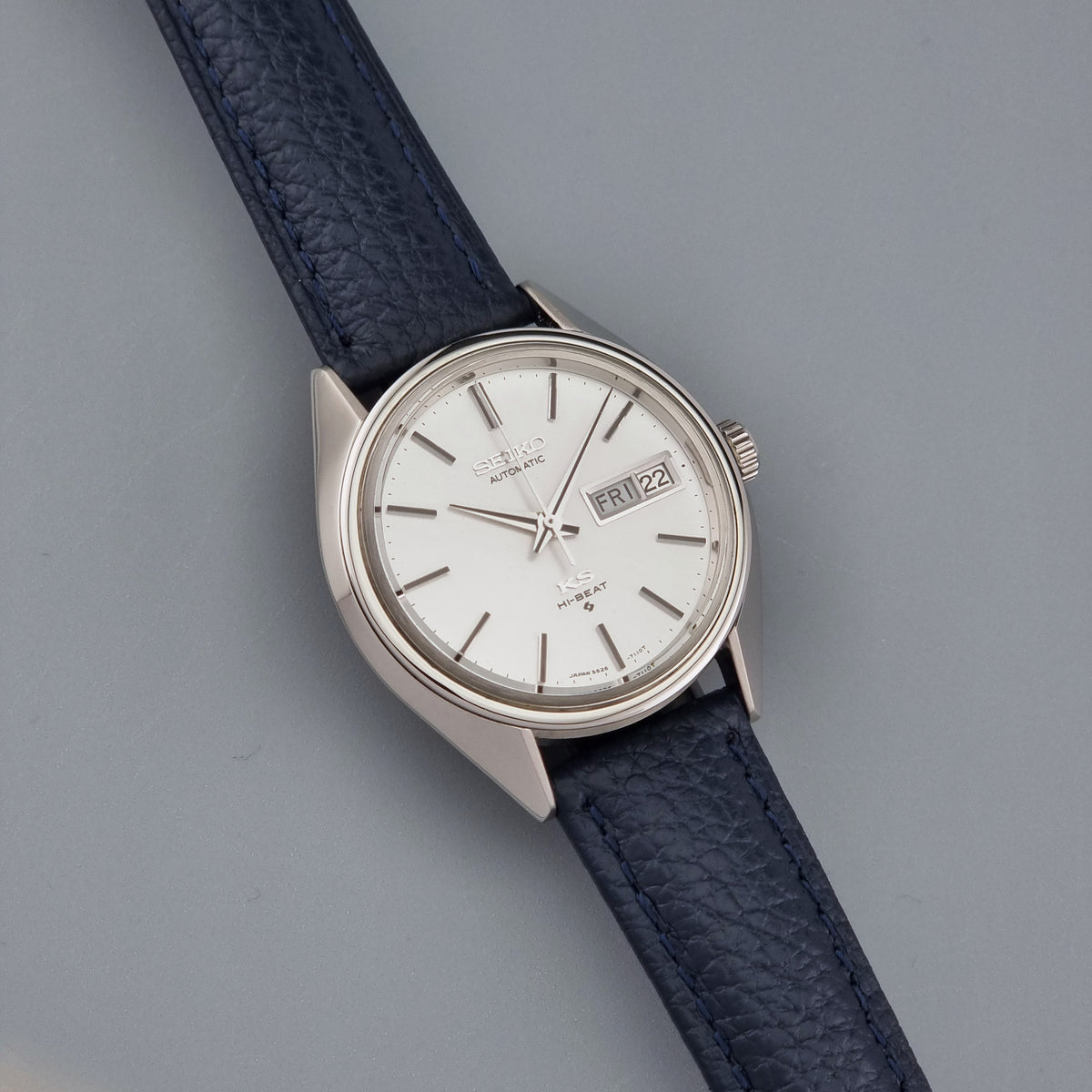 Vintage King Seiko 5626-7110 Hi-Beat automatic watch from 1971, close-up dial view