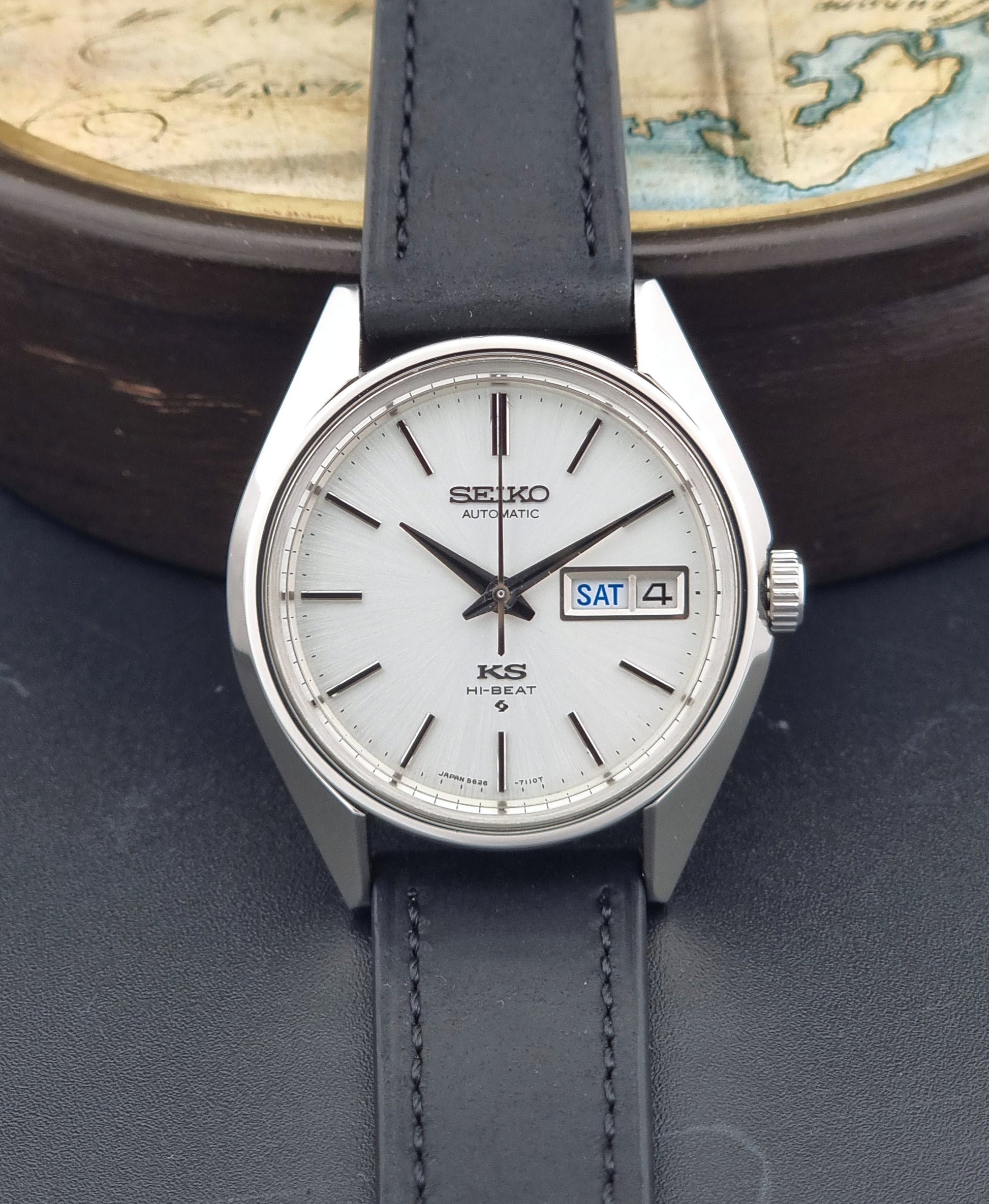 Vintage King Seiko Wristwatch 5626-7110 on a black strap with a white face
