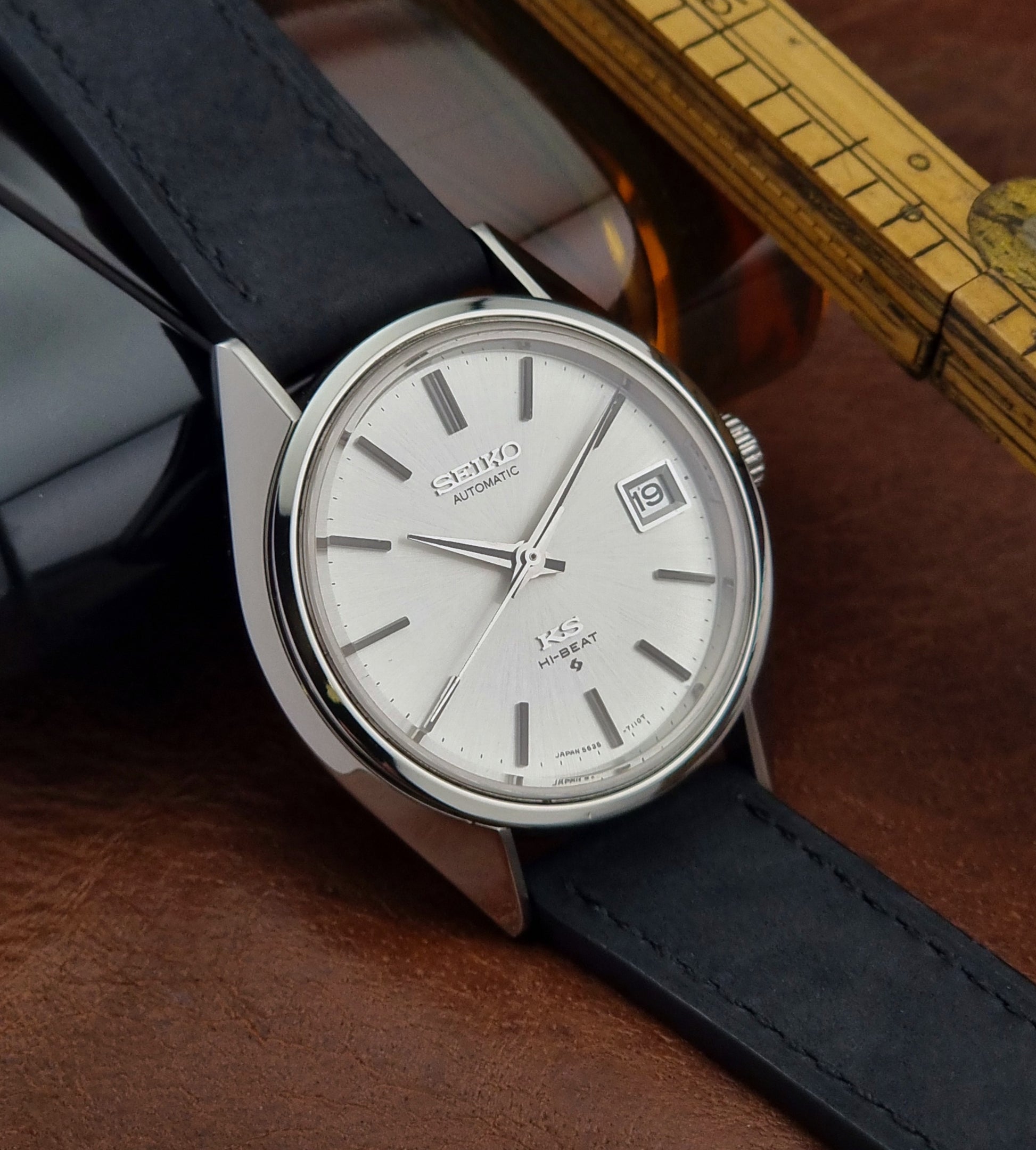 Vintage King Seiko watch with a white dial side view