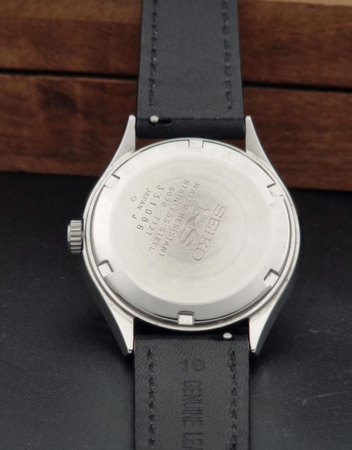 1973 vintage King Seiko 5626-7121 Hi-Beat automatic watch, rear view of the stainless steel caseback