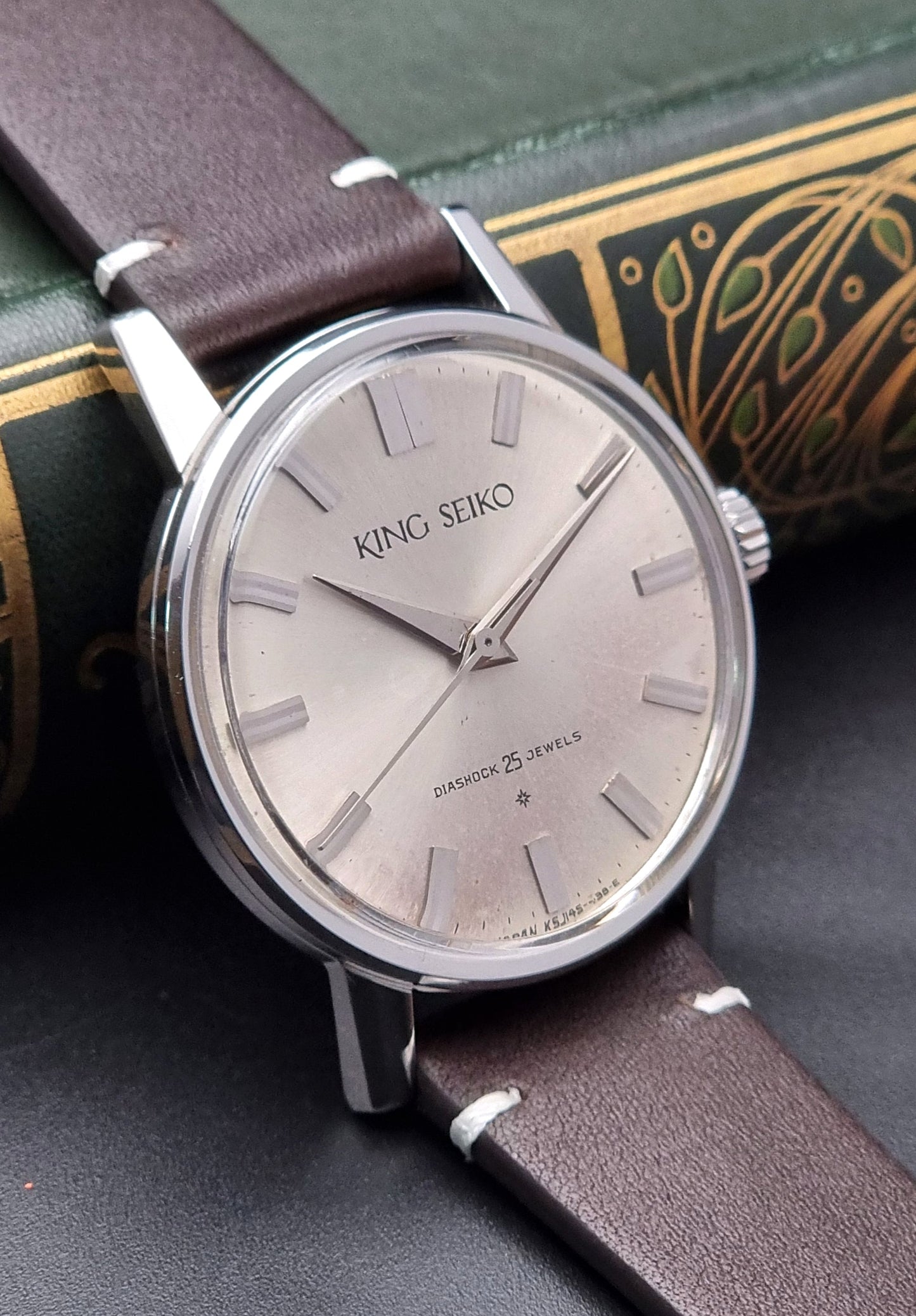 King Seiko Watch J14102E vintage 1962 SD Dial - Past2PresentWatches - Wristwatch - side view