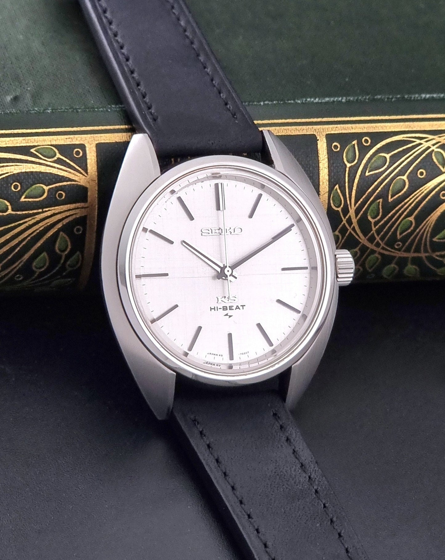 Vintage King Seiko 45-7010 watch Hi-Beat 1971 Stainless steel