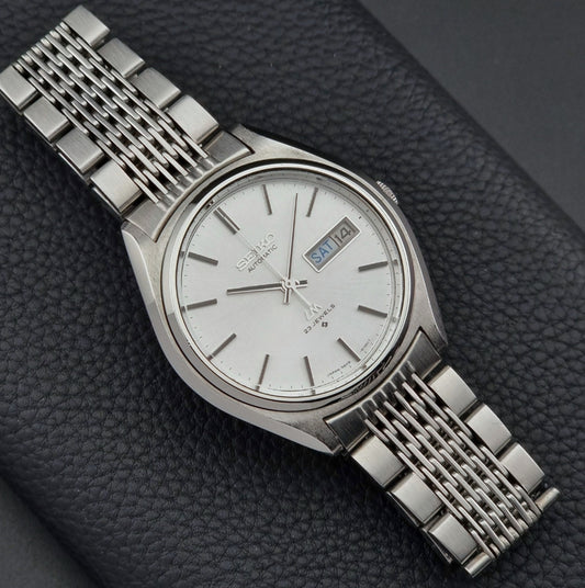 Seiko watch LordMatic 5606-8050 Vintage 1974