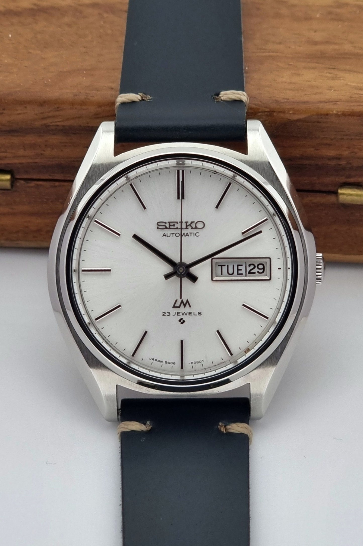 Seiko Wristwatch LordMatic 5606-8050 Vintage 1974