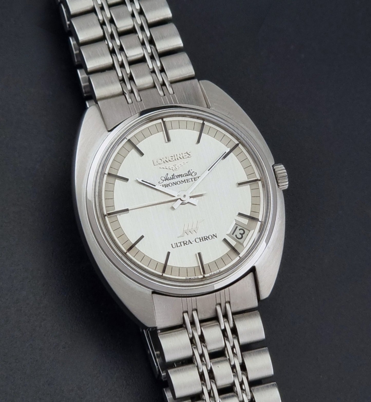 Vintage Longines Wristwatch ULTRA-CHRON 8353-3 Chronometer Cal 6651 circa 1972