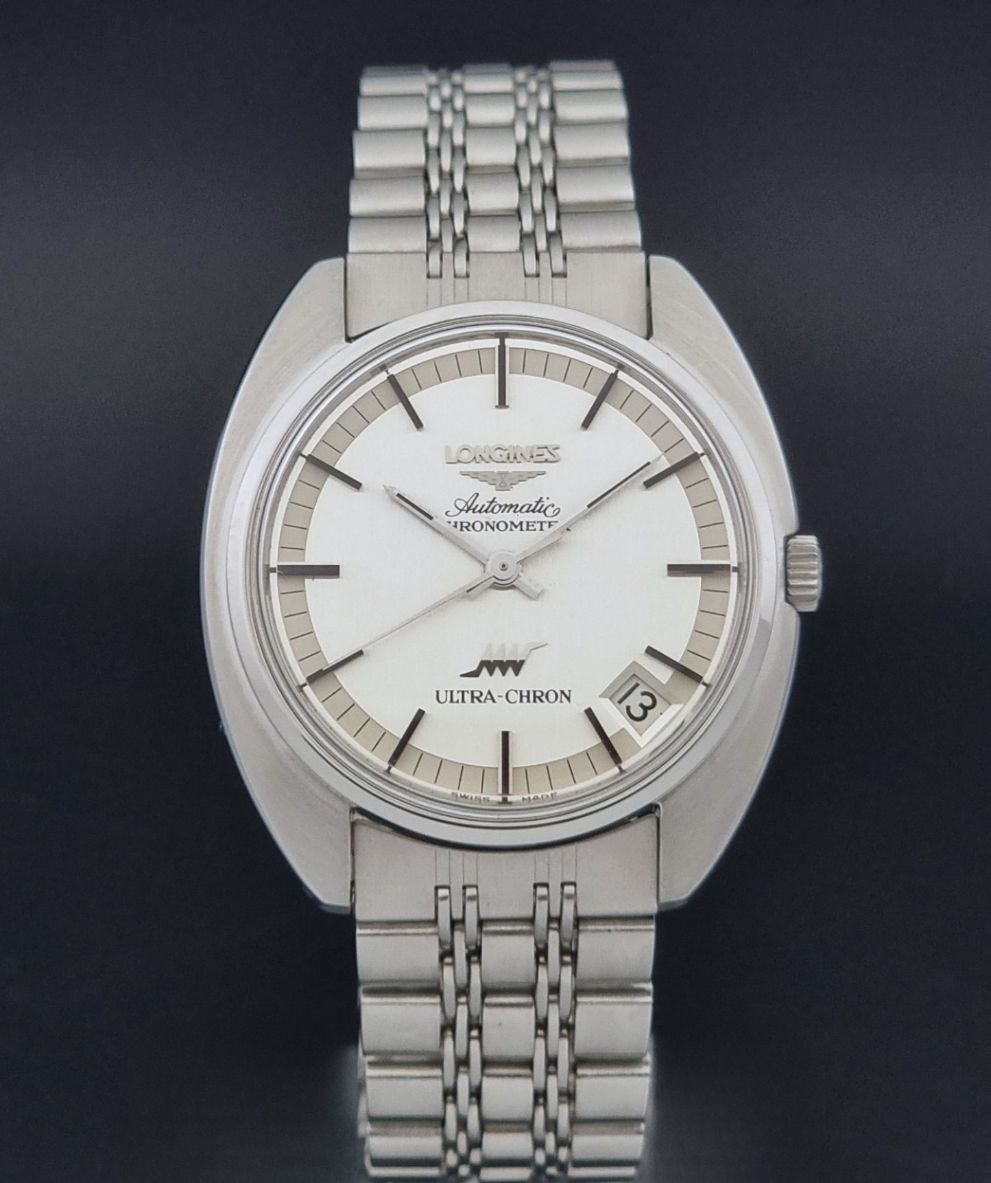 Vintage Longines Wristwatch ULTRA-CHRON 8353-3 Chronometer Cal 6651 circa 1972