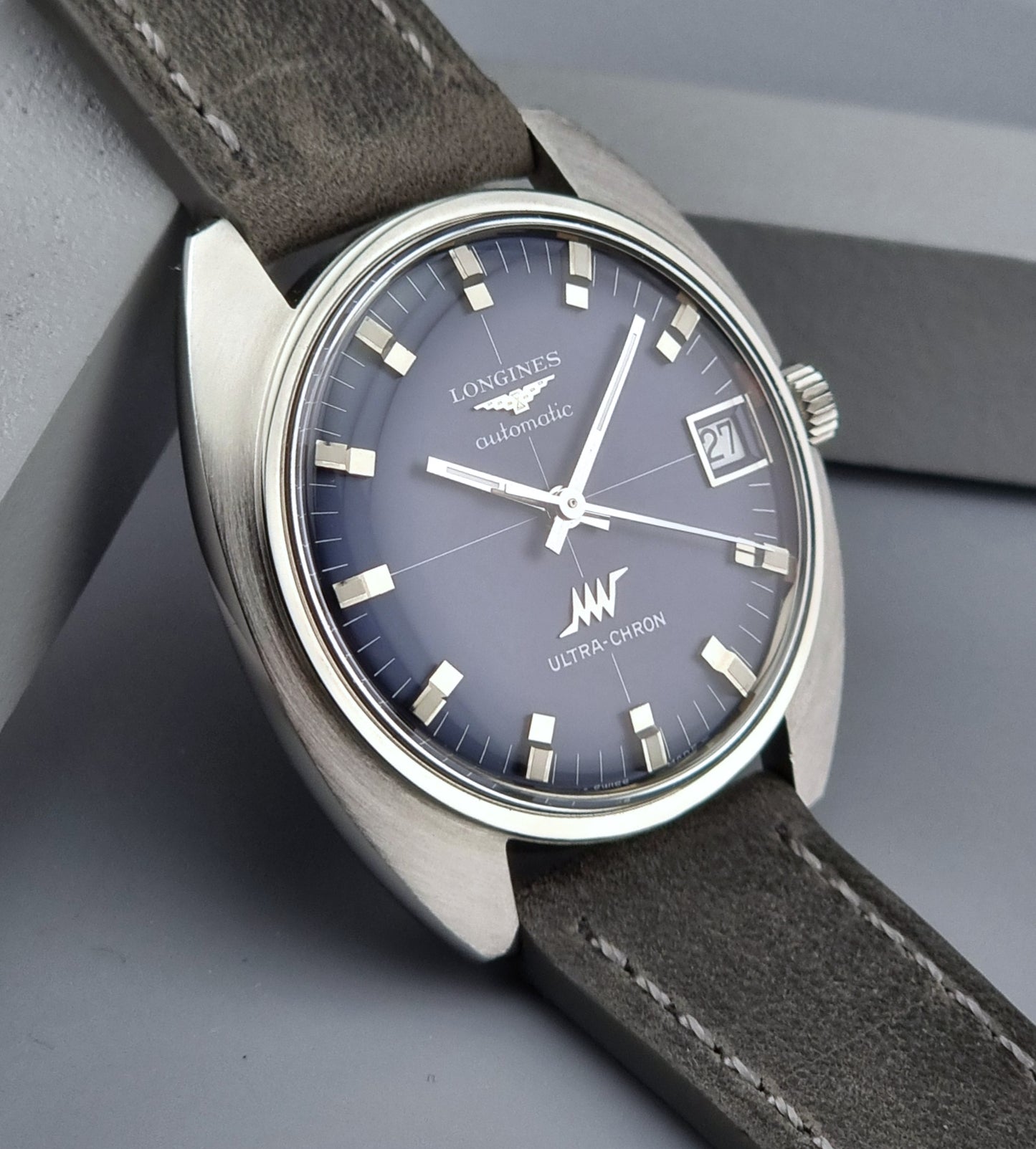 Longines wristwatch ULTRA-CHRON 8317 Vintage Cal 6651