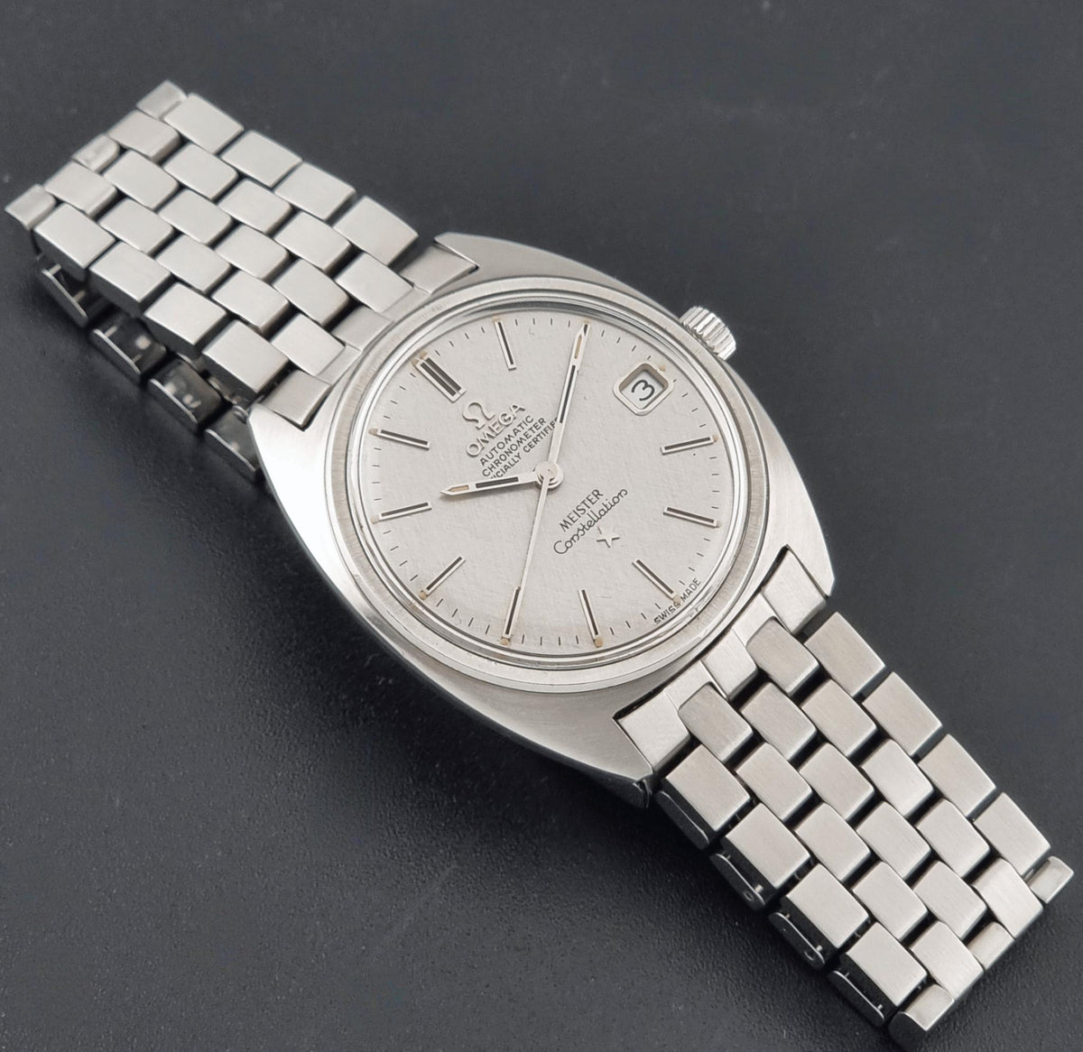 1970 vintage Omega Constellation 168.017 Meister watch; full front view showing the dial, hands and case