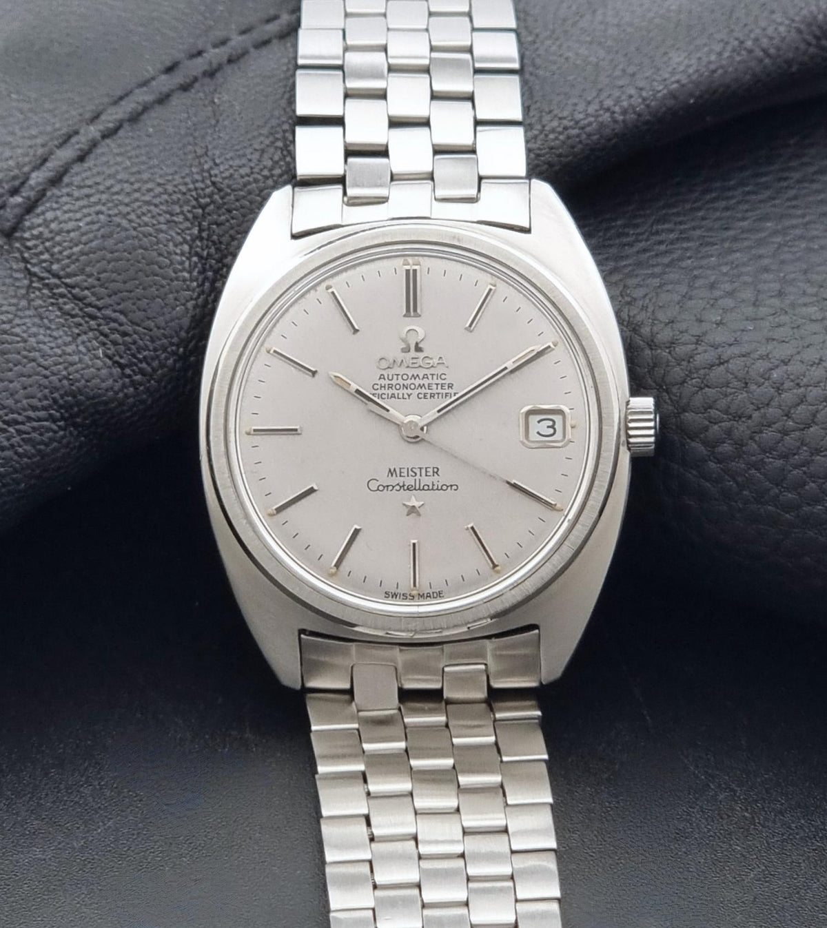 1970 vintage Omega Constellation 168.017 Meister watch; close-up showing the dial, hands and hour markers