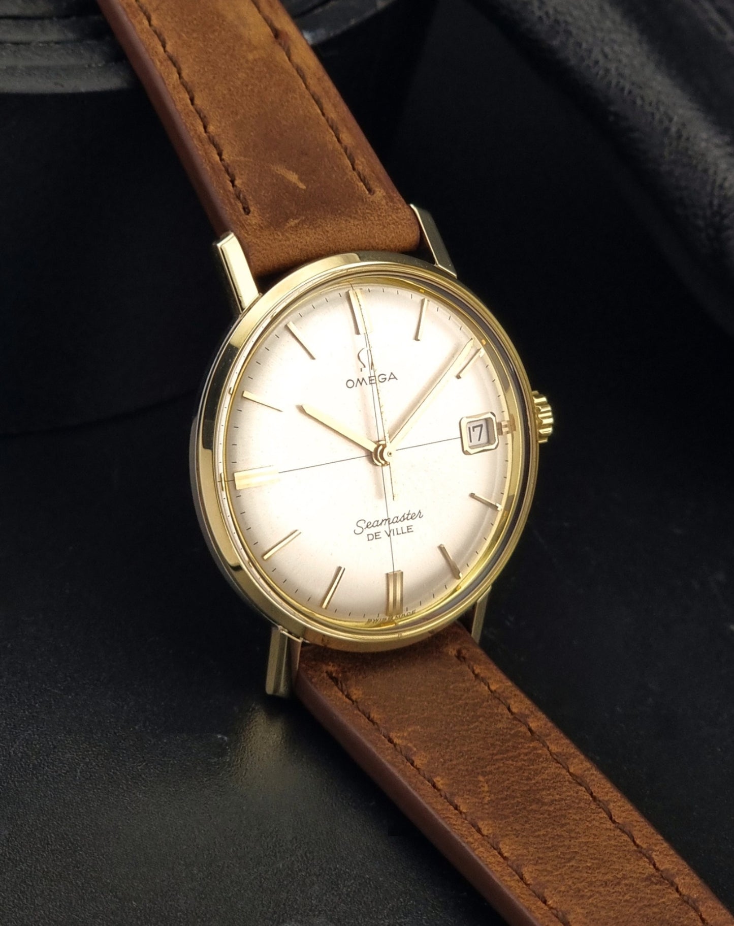 Vintage Omega Wristwatch Seamaster De-ville 136.020 Cal. 611 Manual Wind 1964
