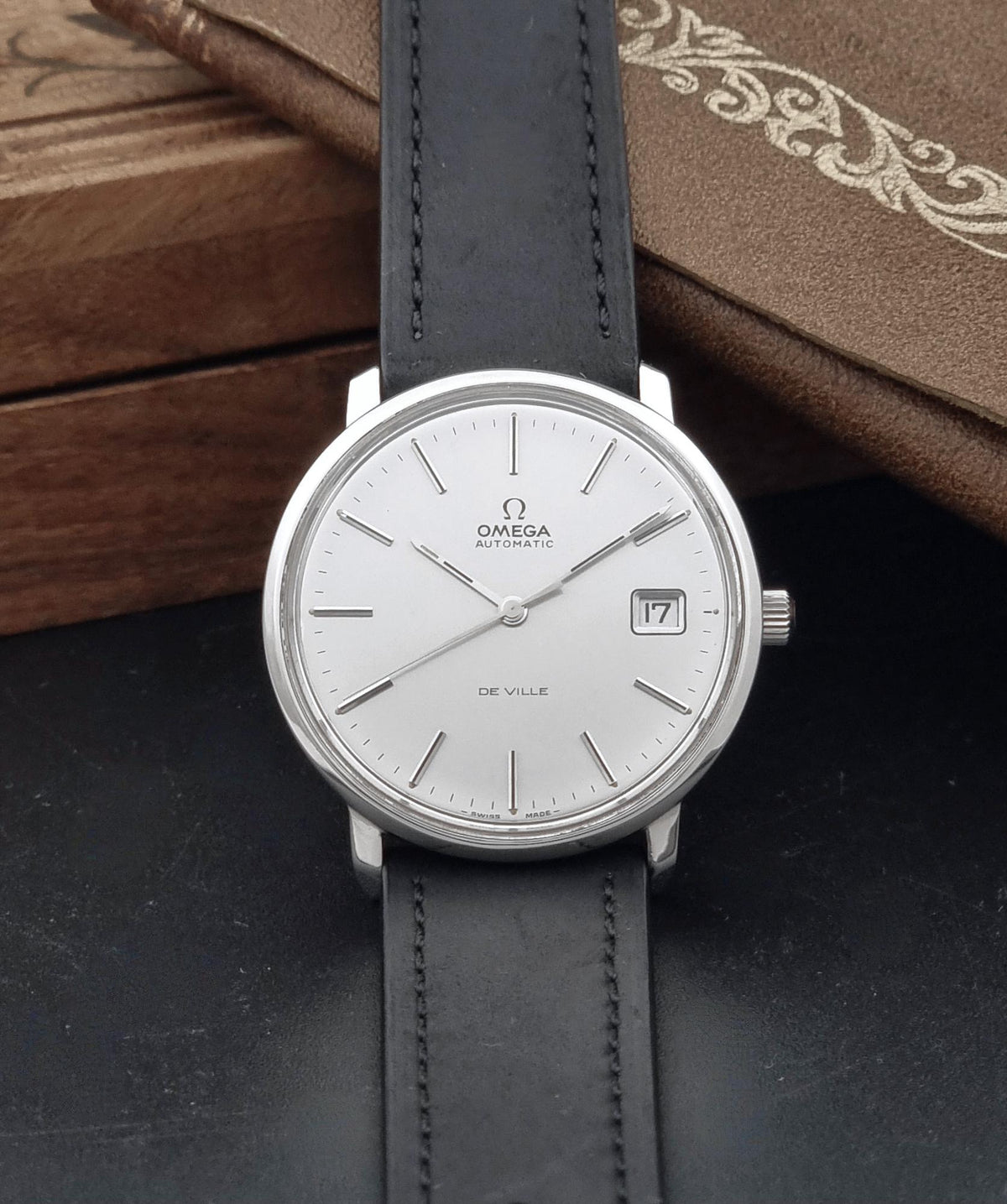 Vintage Omega De Ville 166.0134 automatic watch from 1972, alternate front view