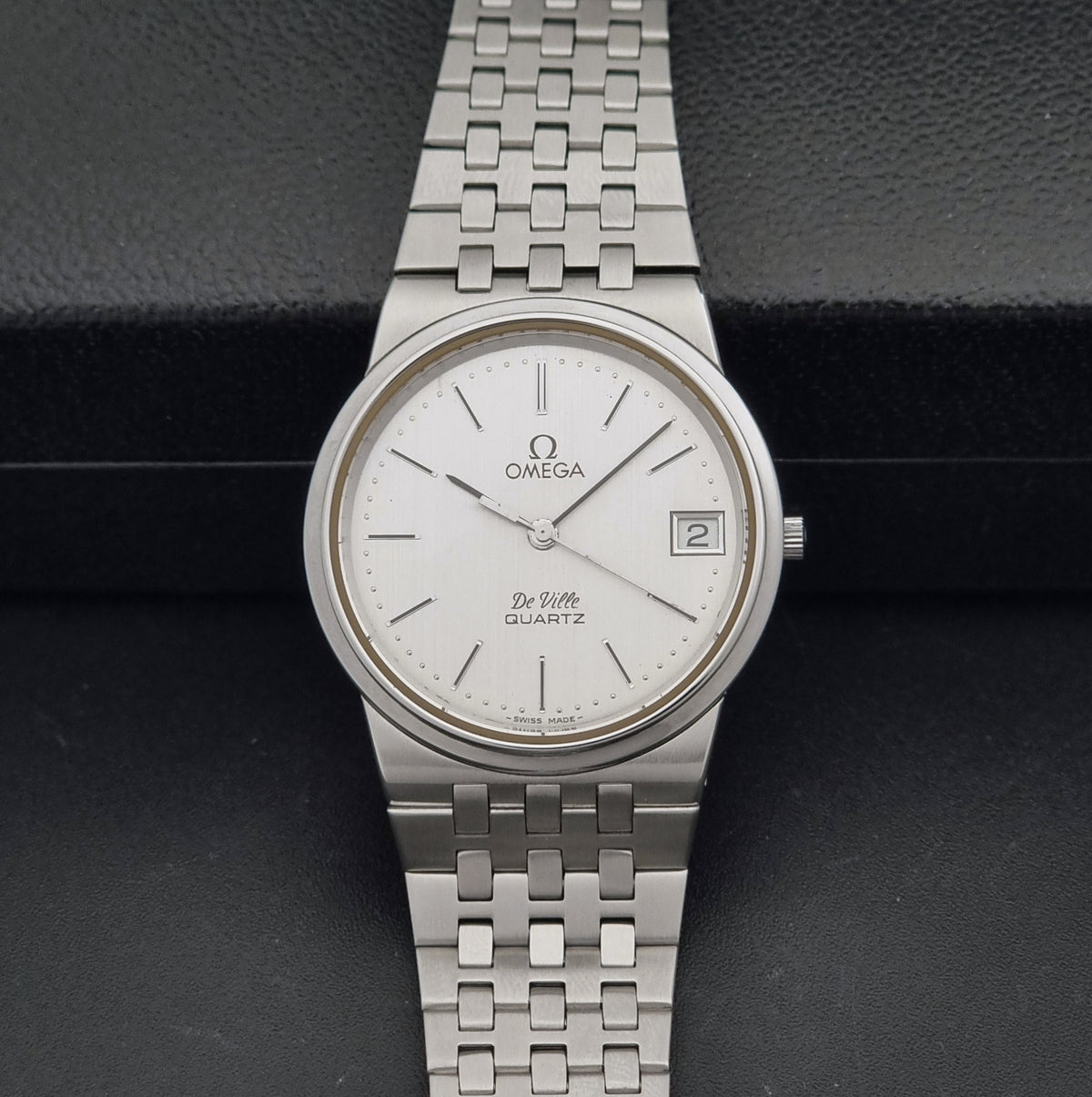 Vintage Omega De Ville 196.0159 quartz watch from 1982, alternate front view
