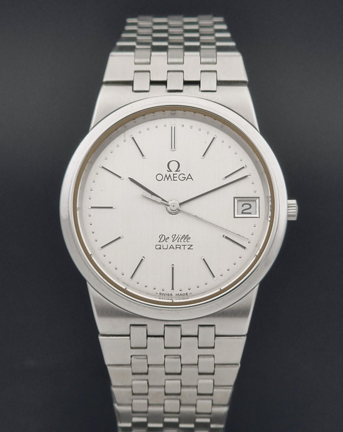 Vintage Omega De Ville 196.0159 quartz watch from 1982, dial view