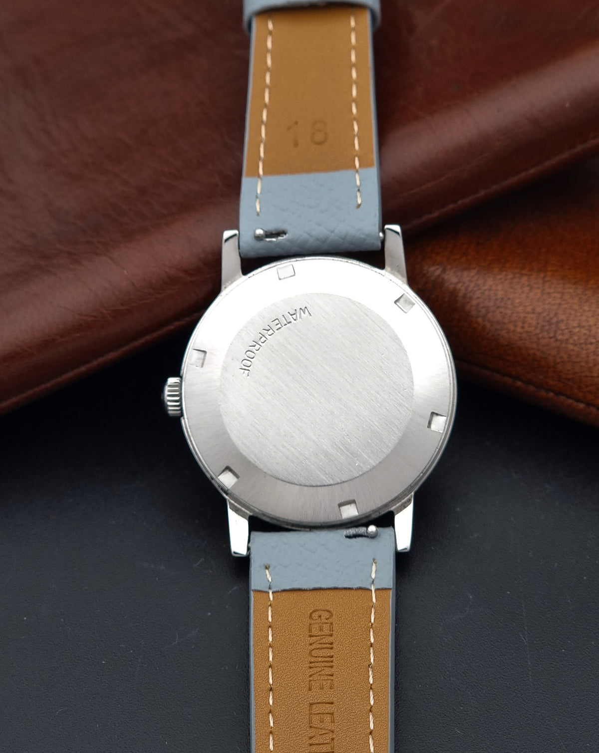 Vintage Omega Genève 166.070 automatic watch from 1970, caseback view